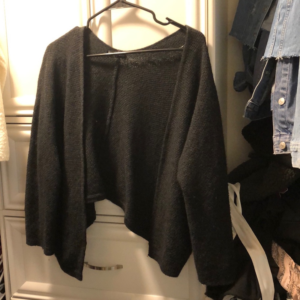 Brandy Melville cropped cardigan